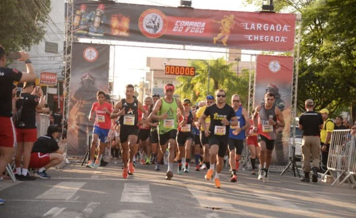Dois homens morrem eletrocutados em corrida de rua em Guarabira
