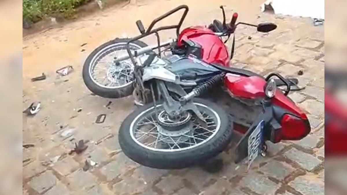 Mulher morre após colisão entre moto e caminhonete na zona rural de Cacimbas