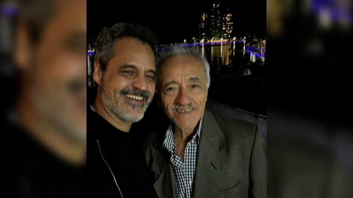 Ator Bruno Garcia visita Campina Grande com o pai paraibano