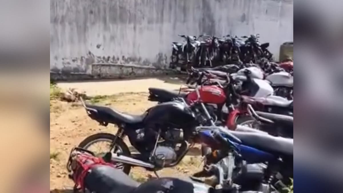 Mais de 40 motos são apreendidas em ação da Polícia Militar em Cubati