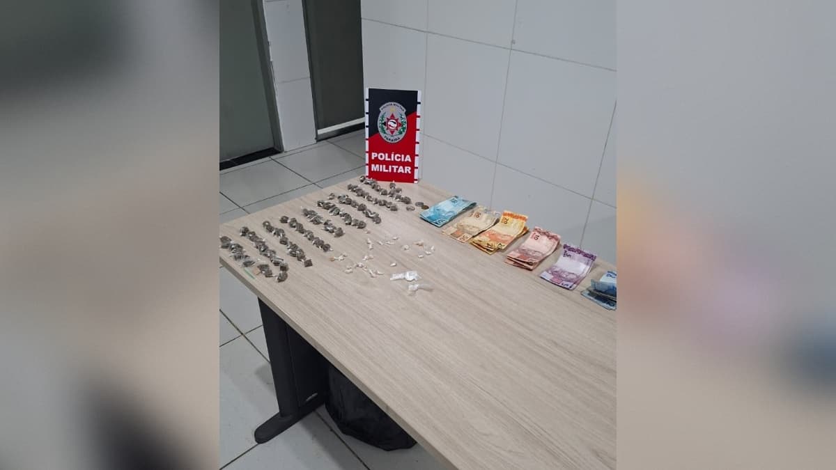 Operação apreende mais de 100 porções de drogas em Cajazeiras