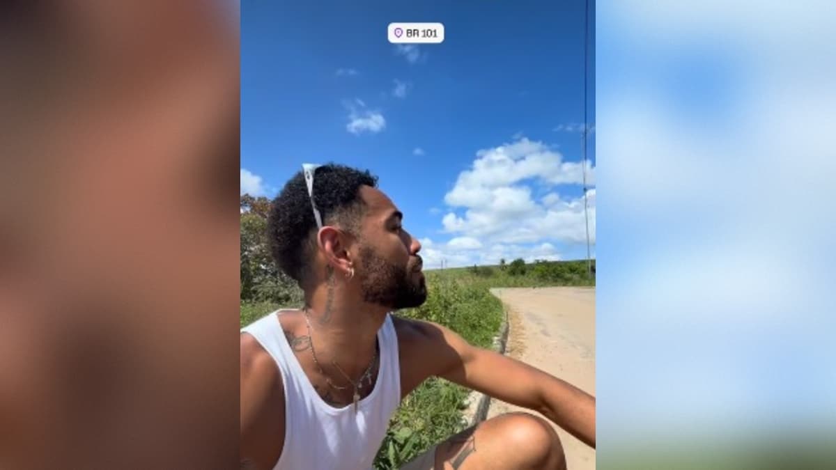 Matheus Cunha é socorrido por borracheiro após pneu furar na BR-101, em Santa Rita