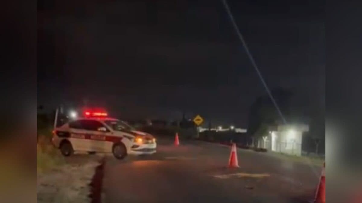 Jovem morre após bater moto em caminhão em estrada de Guarabira