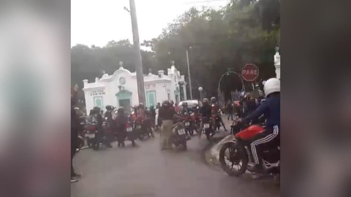 Motoboy desaparecido é sepultado sob forte comoção em João Pessoa