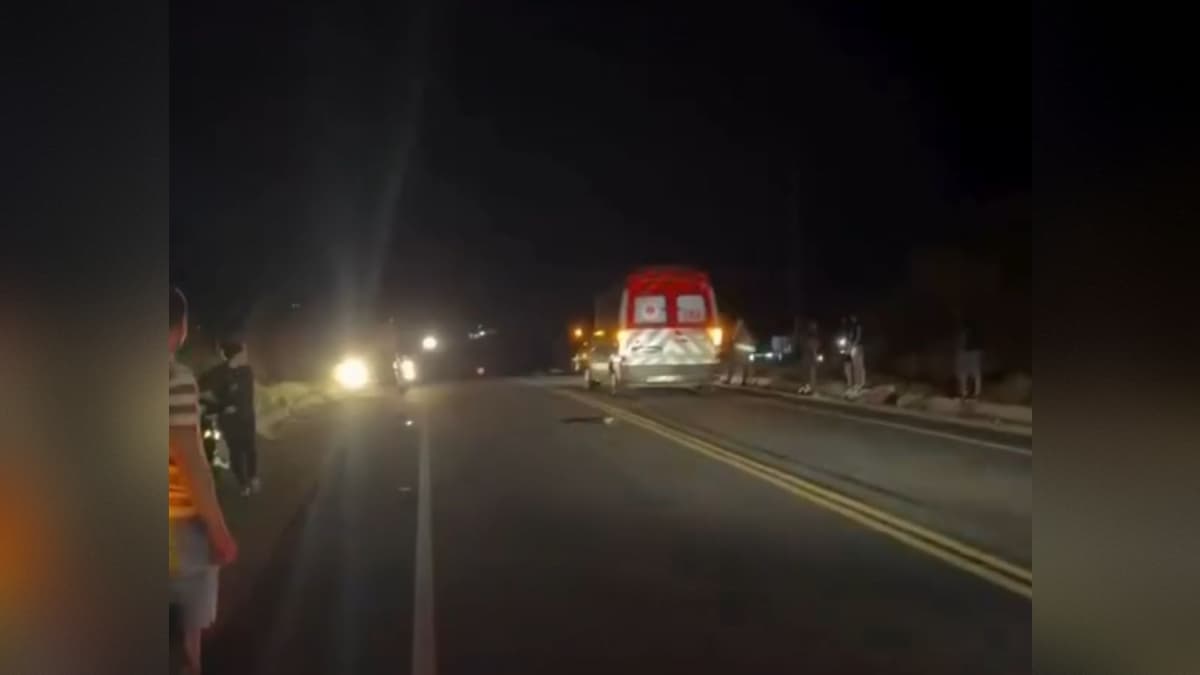 Homem e mulher morrem afogados após carro cair em canal da Transposição, em Triunfo
