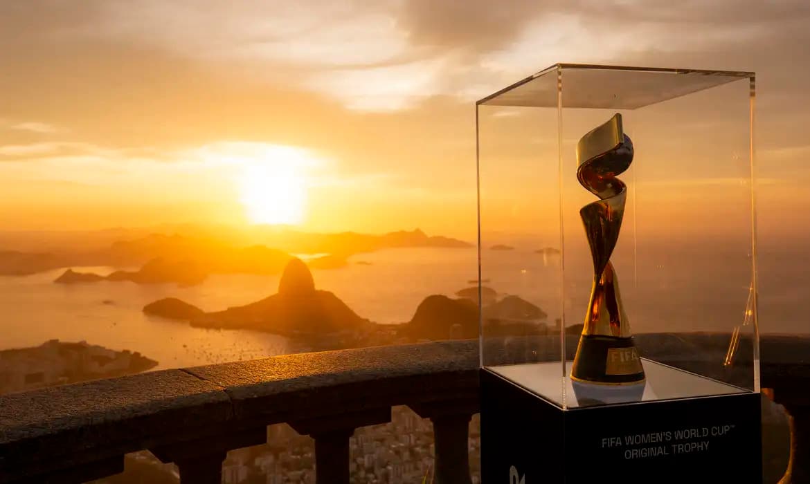 Fifa abre 6 mil vagas para voluntários na Copa do Mundo Feminina no Brasil