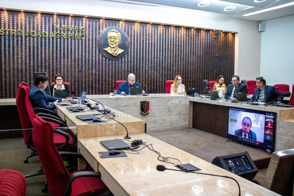TCE-PB reprova contas das Câmaras de Serra Redonda e Amparo por remuneração excessiva de presidentes