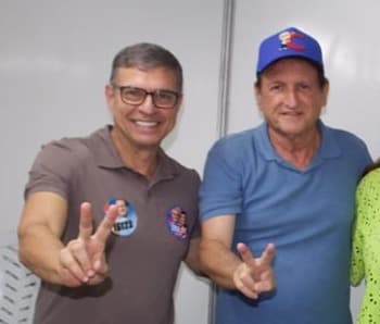 Vitor Hugo anuncia apoio a Hervázio Bezerra após indeferimento de candidatura