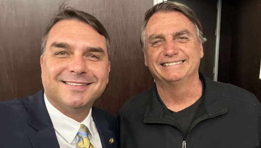 Moraes autoriza Flávio a retomar visitas ao pai, Jair Bolsonaro