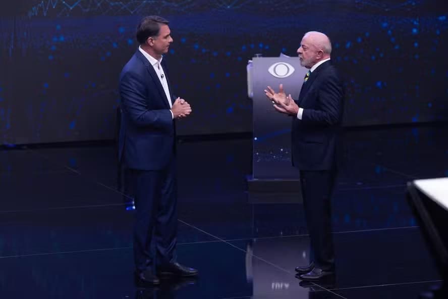 Cabo Gilberto diz que Flávio foi "objetivo" e Lula "mentiu descaradamente" durante debate
