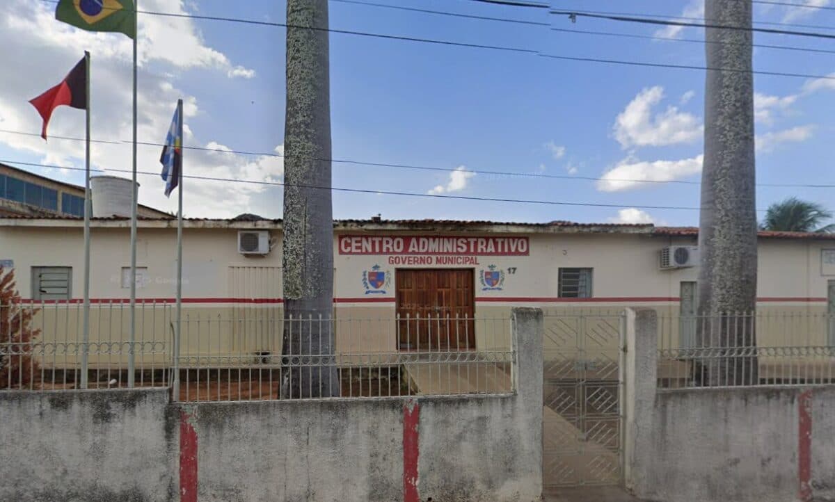 TCE intima presidente da Câmara de Tavares para explicar remuneração em excesso recebida em 2025