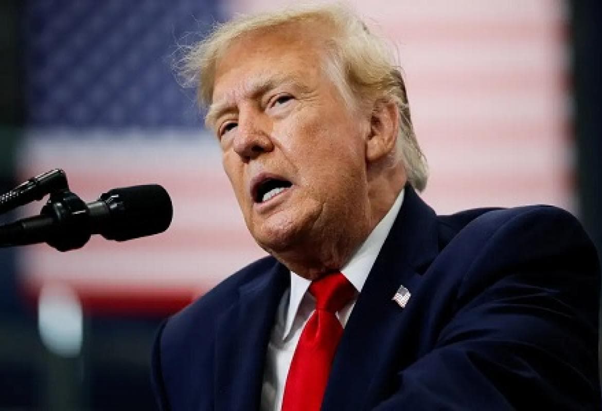 Donald Trump diz que eleição no Brasil "pareceu fraudada", mas declara ter boa relação com Lula