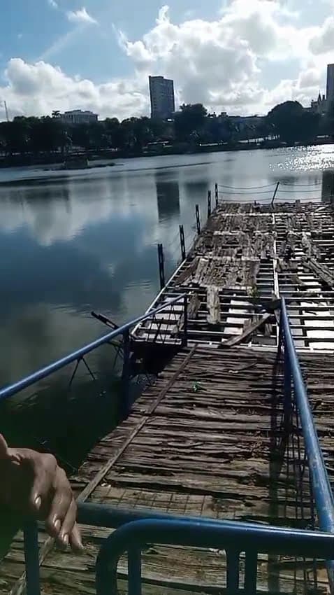 Cartão postal abandonado: píer aos pedaços na Lagoa chama atenção e gera apelo por restauração