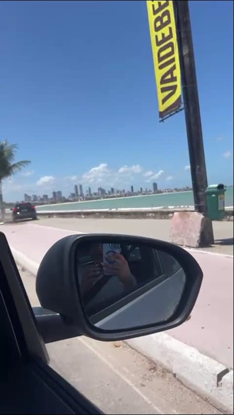 Susto: casal registra fuga de suspeitos pela ciclovia ao gravar vídeo do mar, em João Pessoa