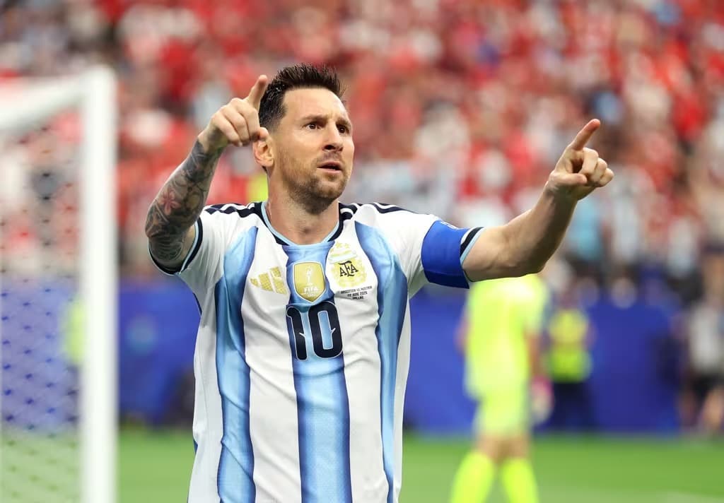 Messi faz dois gols, quebra recorde e Argentina vence Áustria na Copa do Mundo