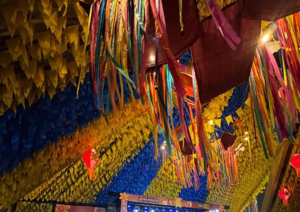 Parque do Povo abre mais cedo hoje com programação cultural nos diversos palcos da festa