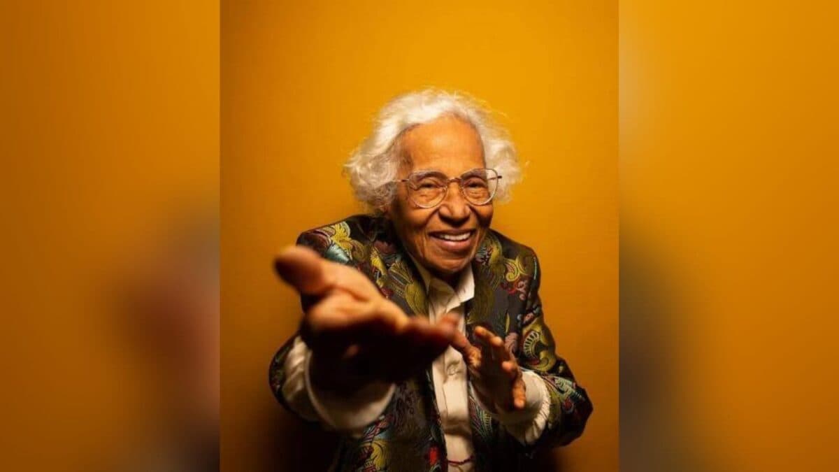 UFPB concede a Cátia de França título de Doutora Honoris Causa