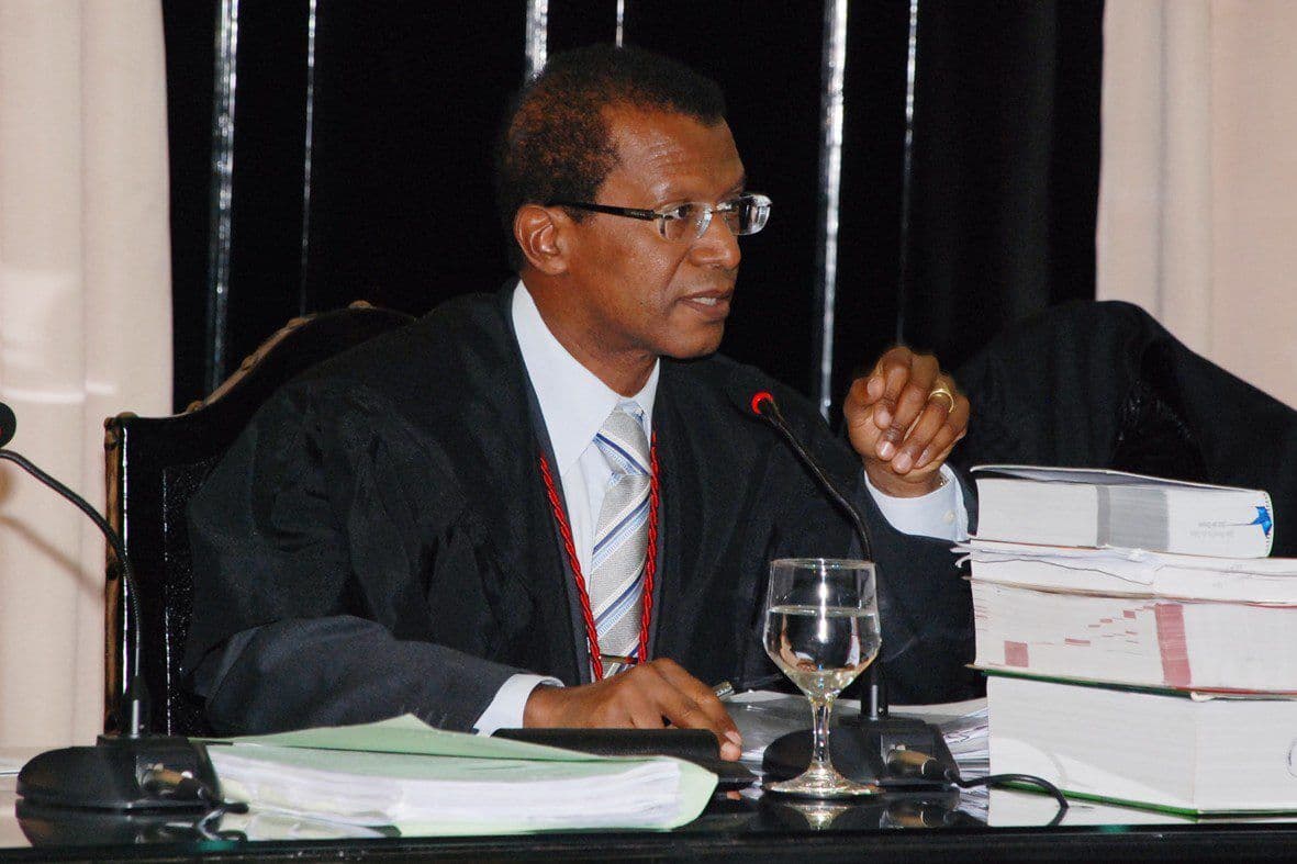 João Benedito diz que durante concurso que já dura 5 anos, novos cartórios vagaram na PB