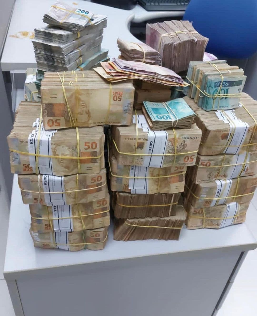 Sabe o destino do dinheiro nas malas apreendidas pela PF no Aeroporto Castro Pinto?