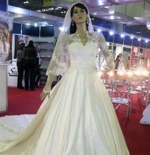 Evento brasileiro tem réplica do vestido de Kate Middleton