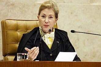 Primeira ministra do Supremo, Ellen Gracie decide se aposentar