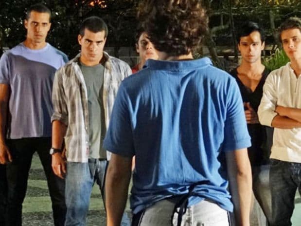 'Insensato': Vinícius mata Gilvan e pode assassinar casal a pauladas