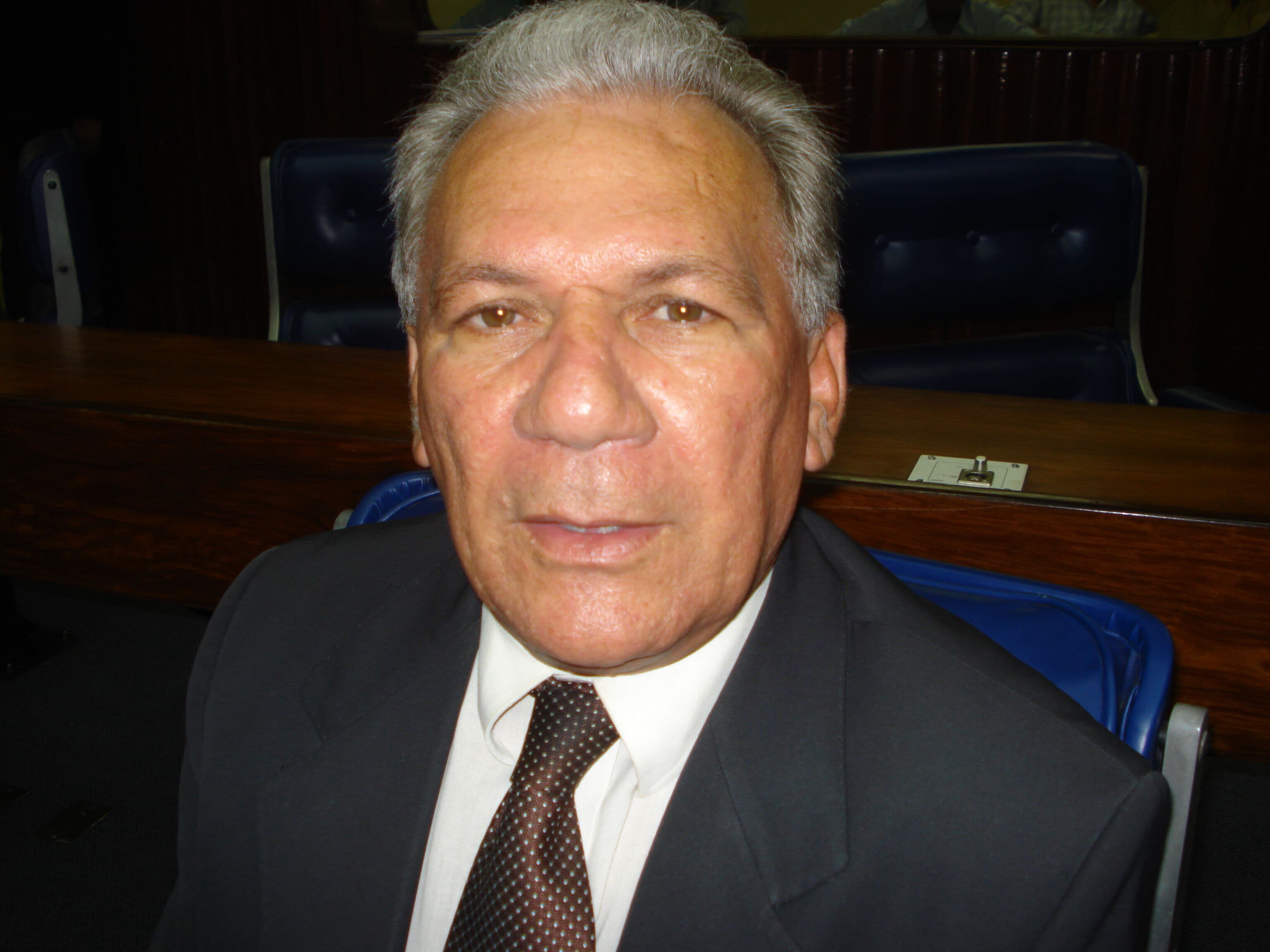 Após desistência de candidato em Cajazeiras, José Aldemir diz que substituto deve ser anunciado em breve: “nomes sobrando”