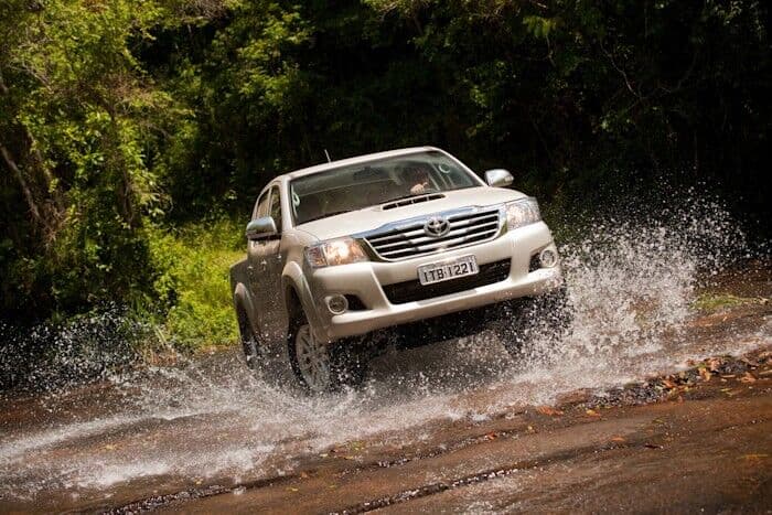 Test-drive: Toyota muda Hilux e SW4 para manter tradição