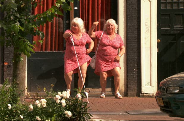 Gêmeas sexagenárias se prostituem há meio século na Holanda
