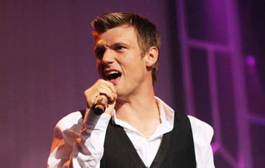 Nick Carter do BSB dedica música à irmã que foi encontrada morta