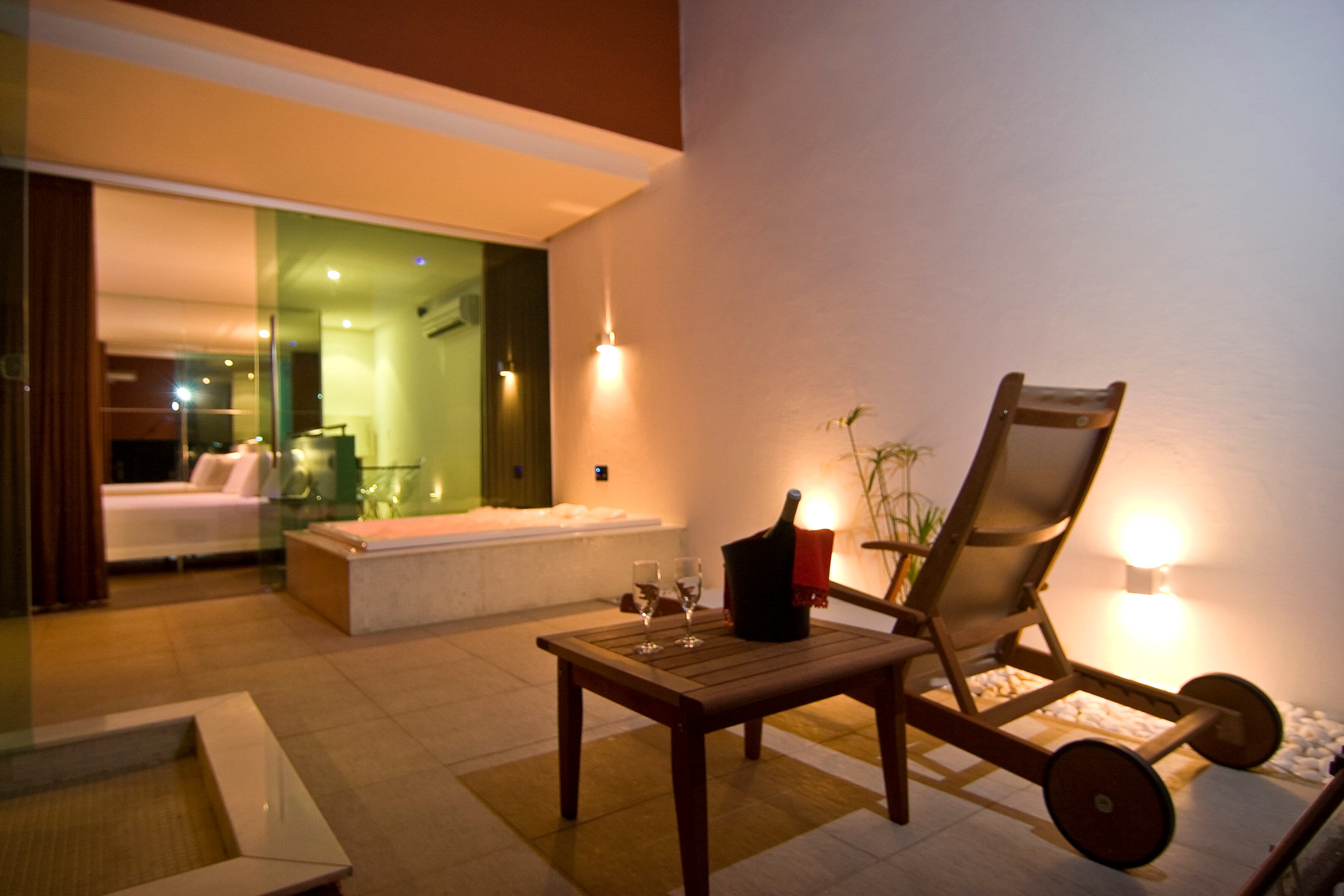 Vários países comemoram Dia dos Namorados hoje