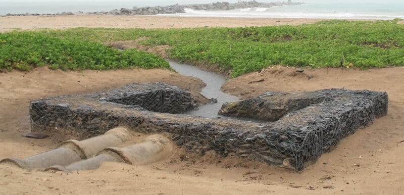 Esgoto no mar: População de Cabedelo denuncia crime ambiental cometido pelo Moinho Dias Branco