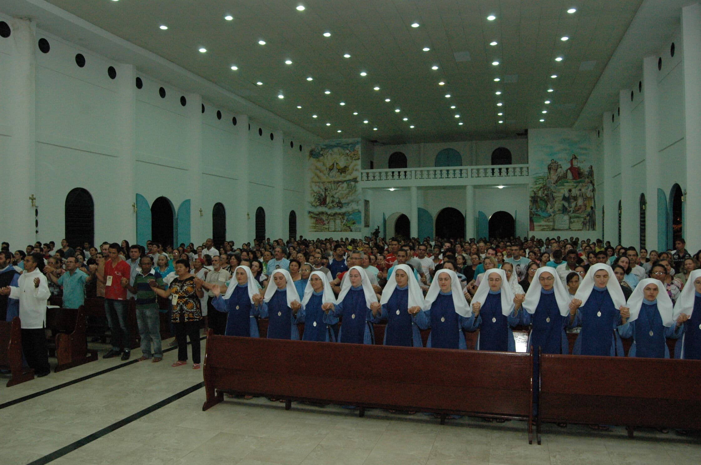 Freira surpreende e revela que procura pela vida religiosa é “maior que pensamos”