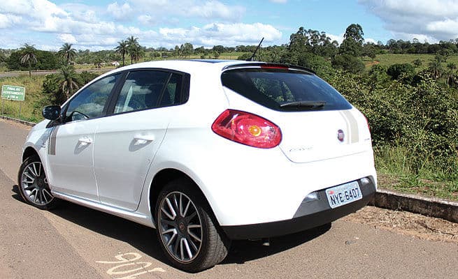Fiat Bravo ganha versão Sporting por R$ 58.140