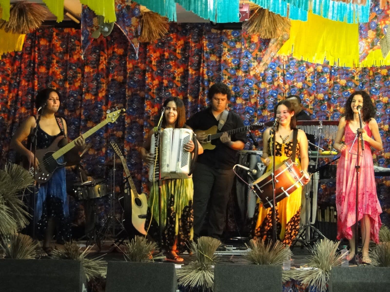 São João de JP começa nesta sexta com cantoria, orquestras e As Bastianas