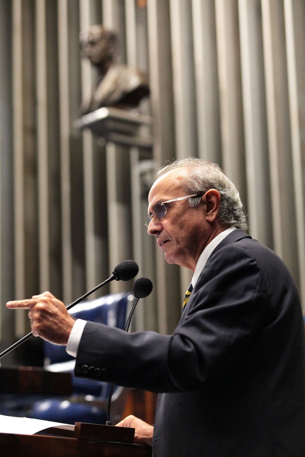 Cícero Lucena encaminha ofício para Ciro Nogueira pedindo a liberação do CQC no Senado