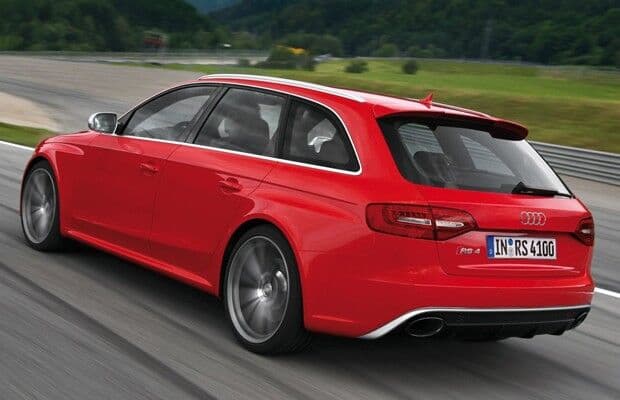 Veja o que esperar do Audi RS4, que chega em 2013 por R$ 400 mil
