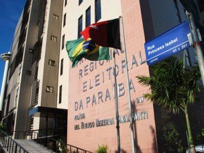 TRE-PB deve divulgar o primeiro boletim de urna às 17h
