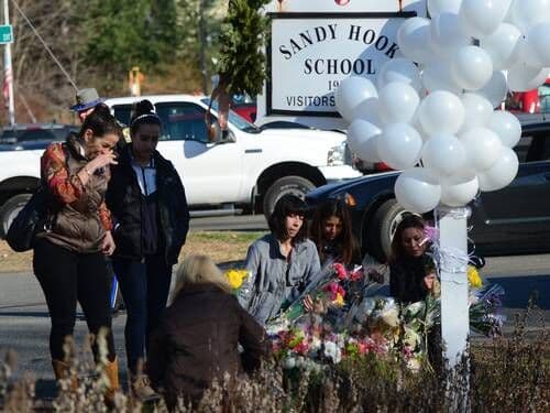 Saiba quem são as vítimas do massacre na escola Sandy Hook