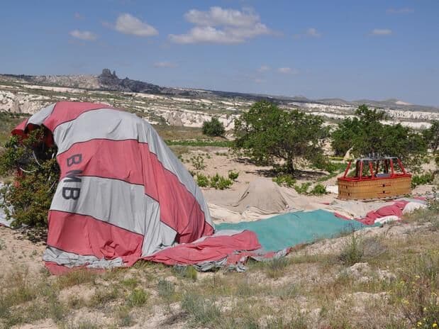 Três brasileiros morrem após acidente de balão na Capadócia