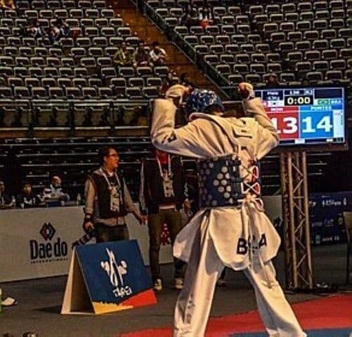 Paraibano que treina sem tatame é campeão mundial juvenil de tae kwon do