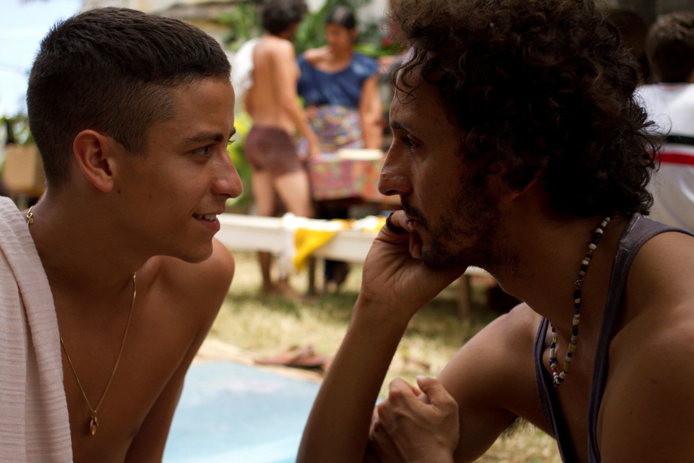 ‘Tatuagem’ e ‘Exilados do Vulcão’ são exibidos hoje no Cineport ; ‘Diva’ Carminho faz show