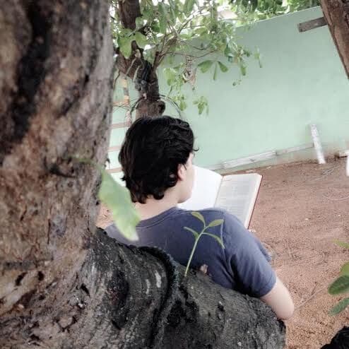 Escritor paraibano de 15 anos lança seu primeiro livro em João Pessoa