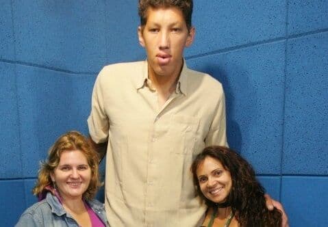 'Tenho a resposta pronta', diz paraibano com 2,29 metros sobre piadas