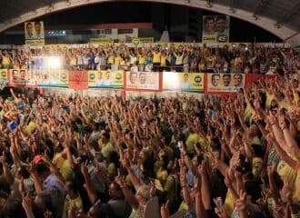 Cássio conclama militância e denuncia esquema para confundir opinião pública