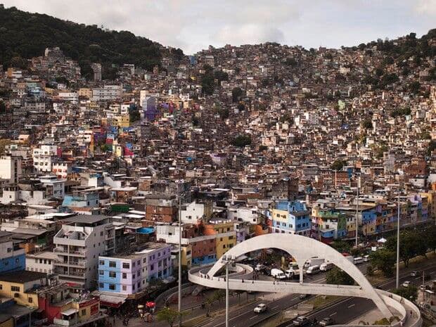 Com 2 milhões de moradores, favelas do Rio seriam 7ª maior cidade do país