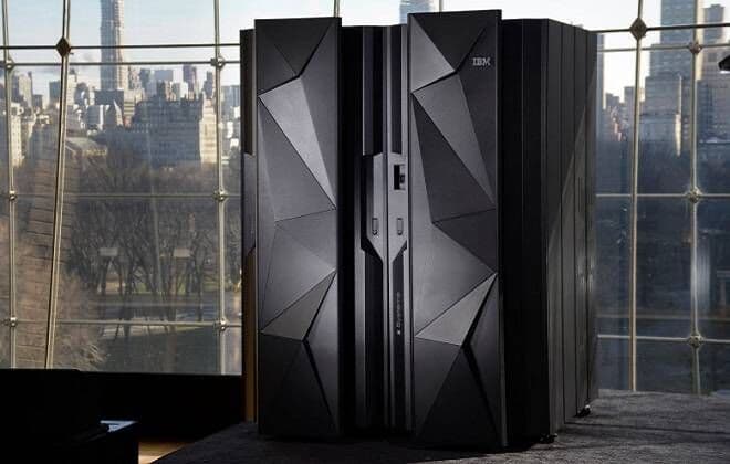 Com foco em smartphones, IBM lança mainframe mais potente do mundo