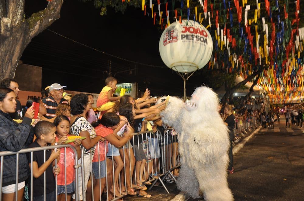 Último dia do Carnaval Tradição tem reforço em linhas de ônibus e bloqueio de ruas, em João Pessoa