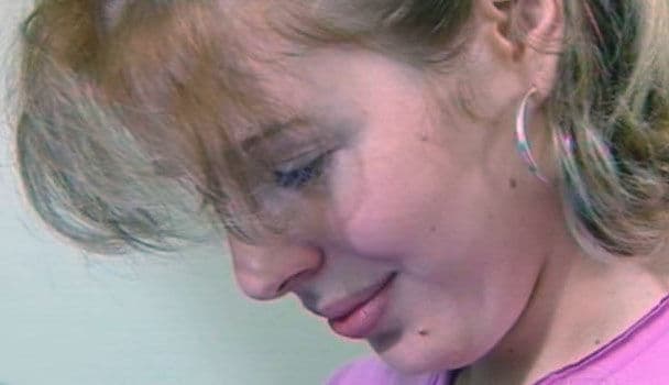 Suzane Richthofen é excluída oficialmente da herança dos pais; bens ficarão com irmão