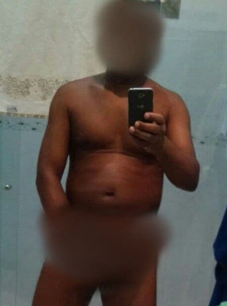 Fotos de padre nu vazam na internet e ele é afastado do sacerdócio